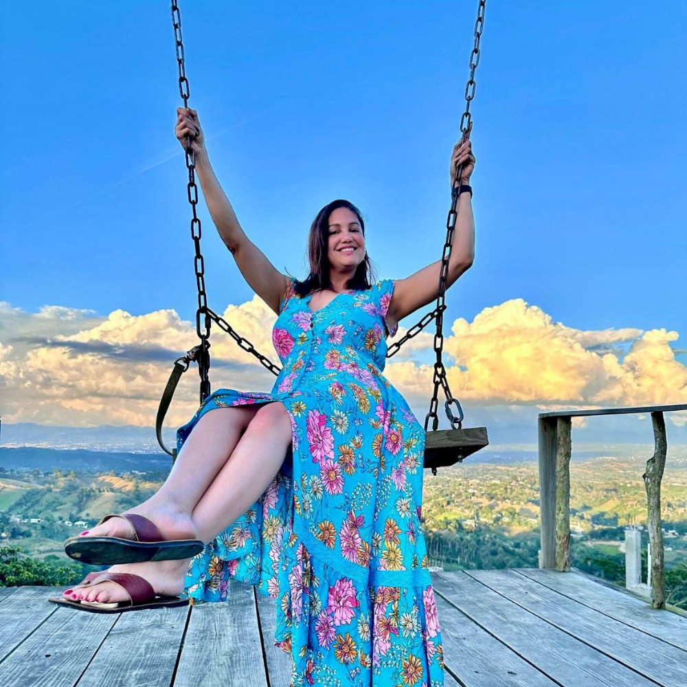 Women wearing the Bravesoles Rosa leather flipflops with upcycled tire soles