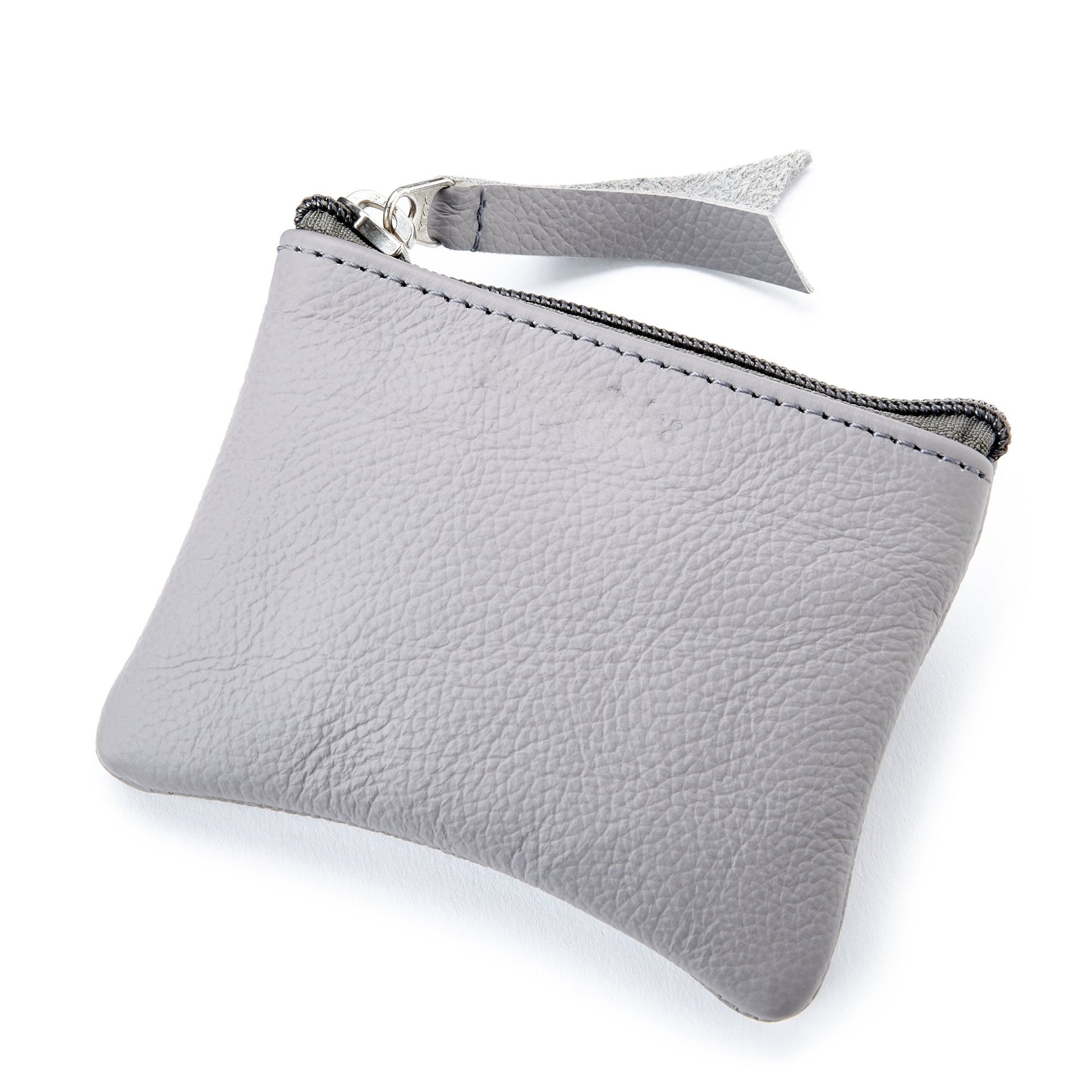 The Miina Dinero upcycled leather purse in Grey.