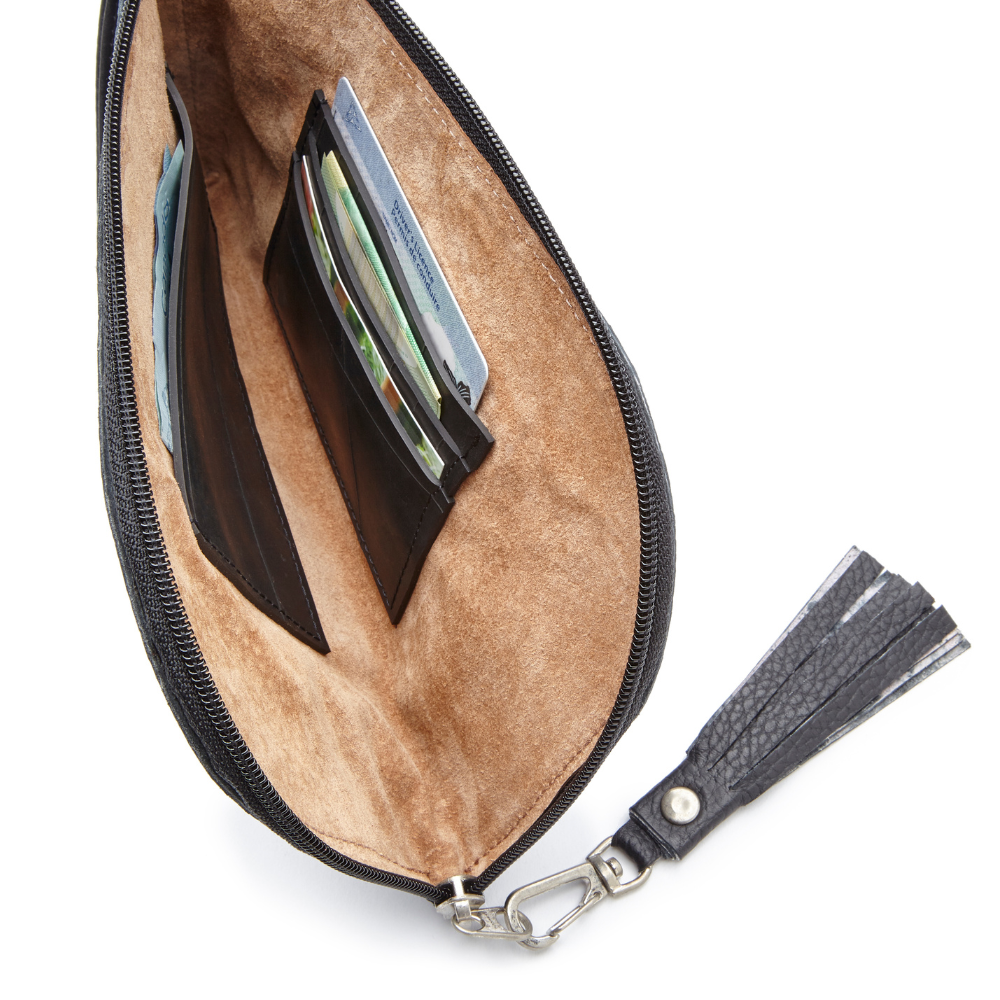 the inside of the  Miina Felicity in black